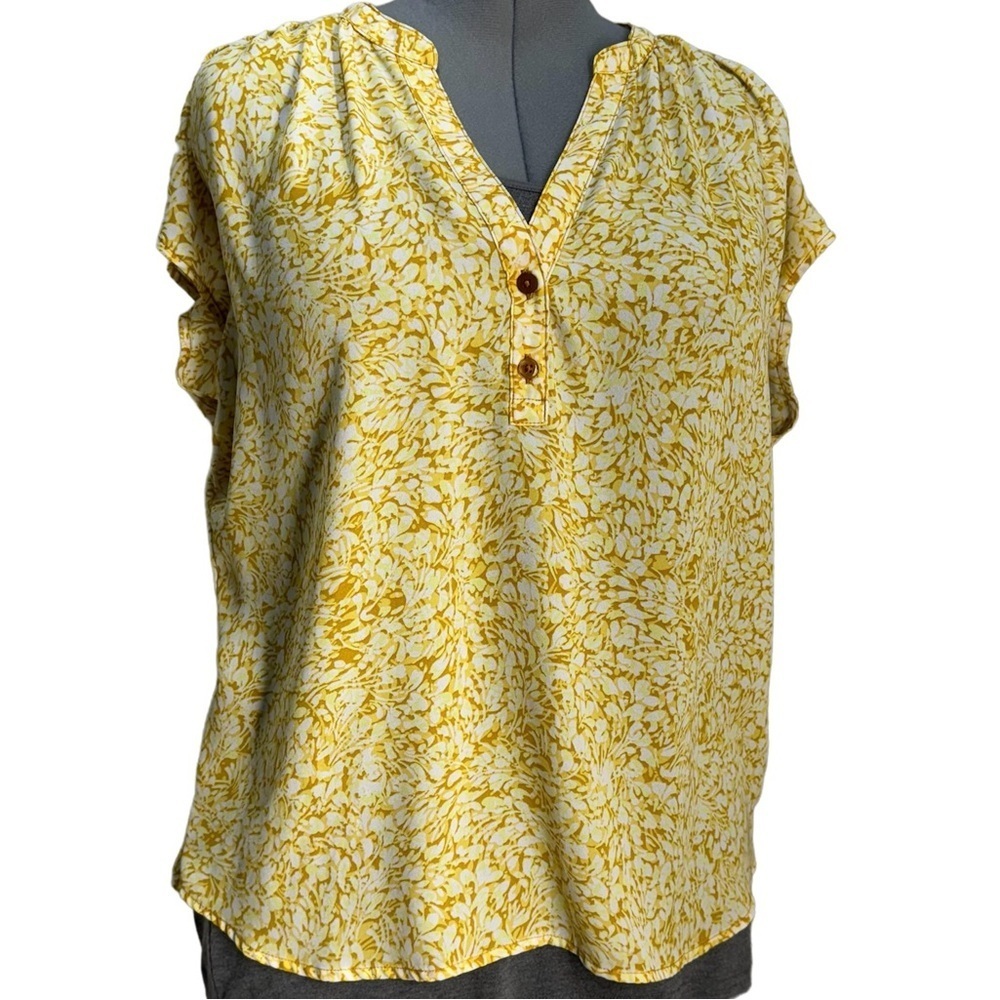 Banana Republic Abstract Floral Top